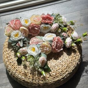 Lux 2 L-shape Wedding Welcome Sign Flowers,Event Flowers, arch flowers roses